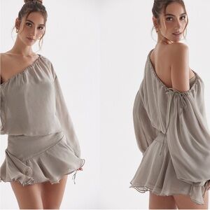 HOUSE OF CB 'Wilhelmina' Ash Green Off Shoulder Dress‎ NWOT size S